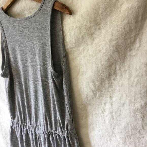 Old Navy Breathe On Gray Cross-Front V-Neck Romper - Picture 11 of 12